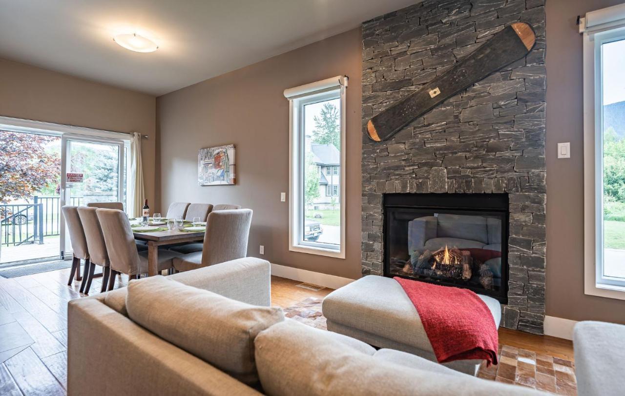 Aspen Lodge By Revelstoke Vacations Екстер'єр фото